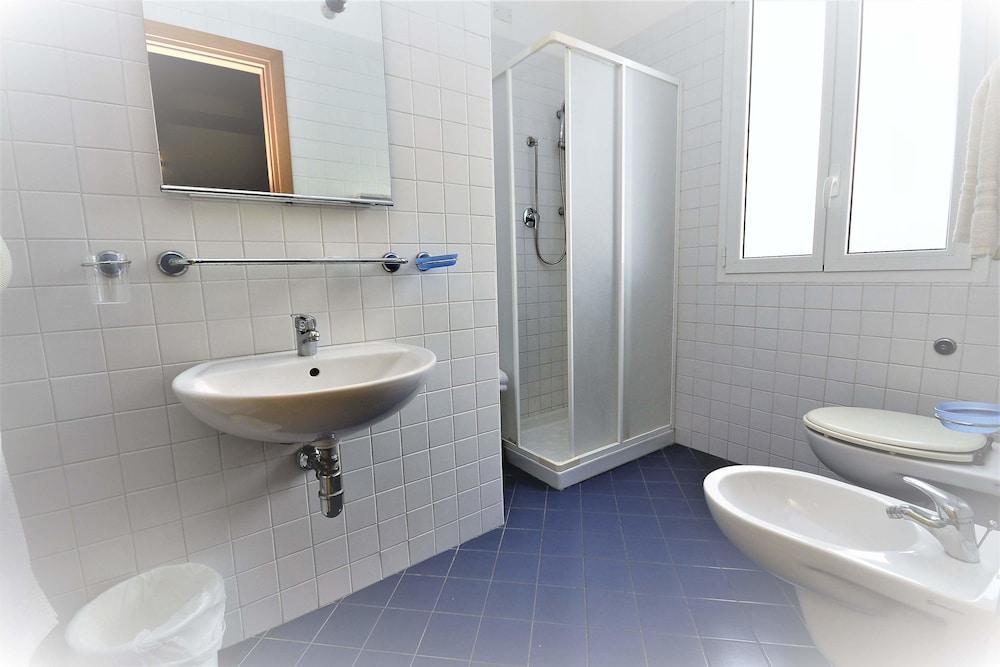 Hotel Cosmopol Cesenatico Ngoại thất bức ảnh