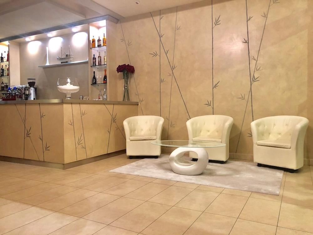Hotel Cosmopol Cesenatico Ngoại thất bức ảnh