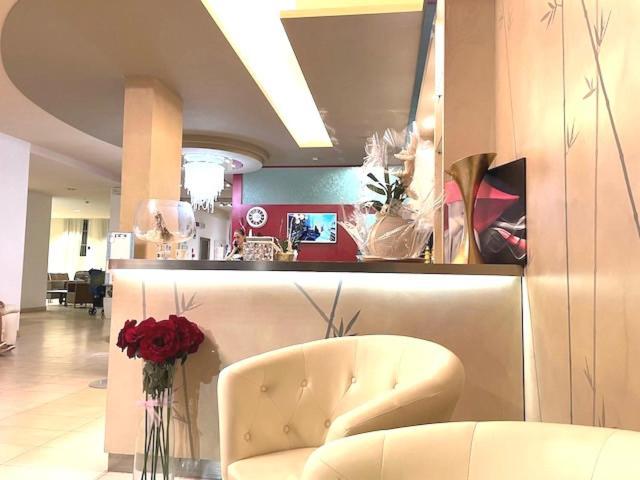 Hotel Cosmopol Cesenatico Ngoại thất bức ảnh