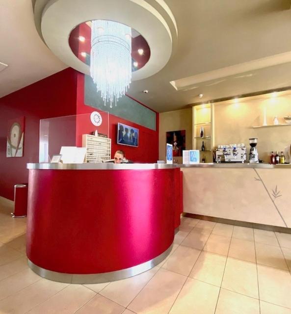 Hotel Cosmopol Cesenatico Ngoại thất bức ảnh