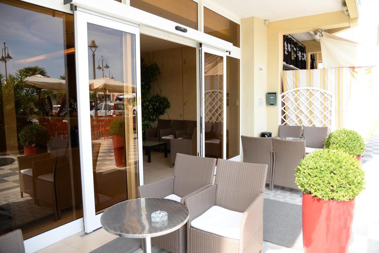 Hotel Cosmopol Cesenatico Ngoại thất bức ảnh